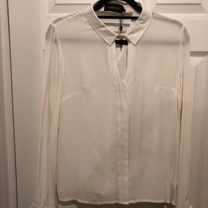 White long sleeve low cut top